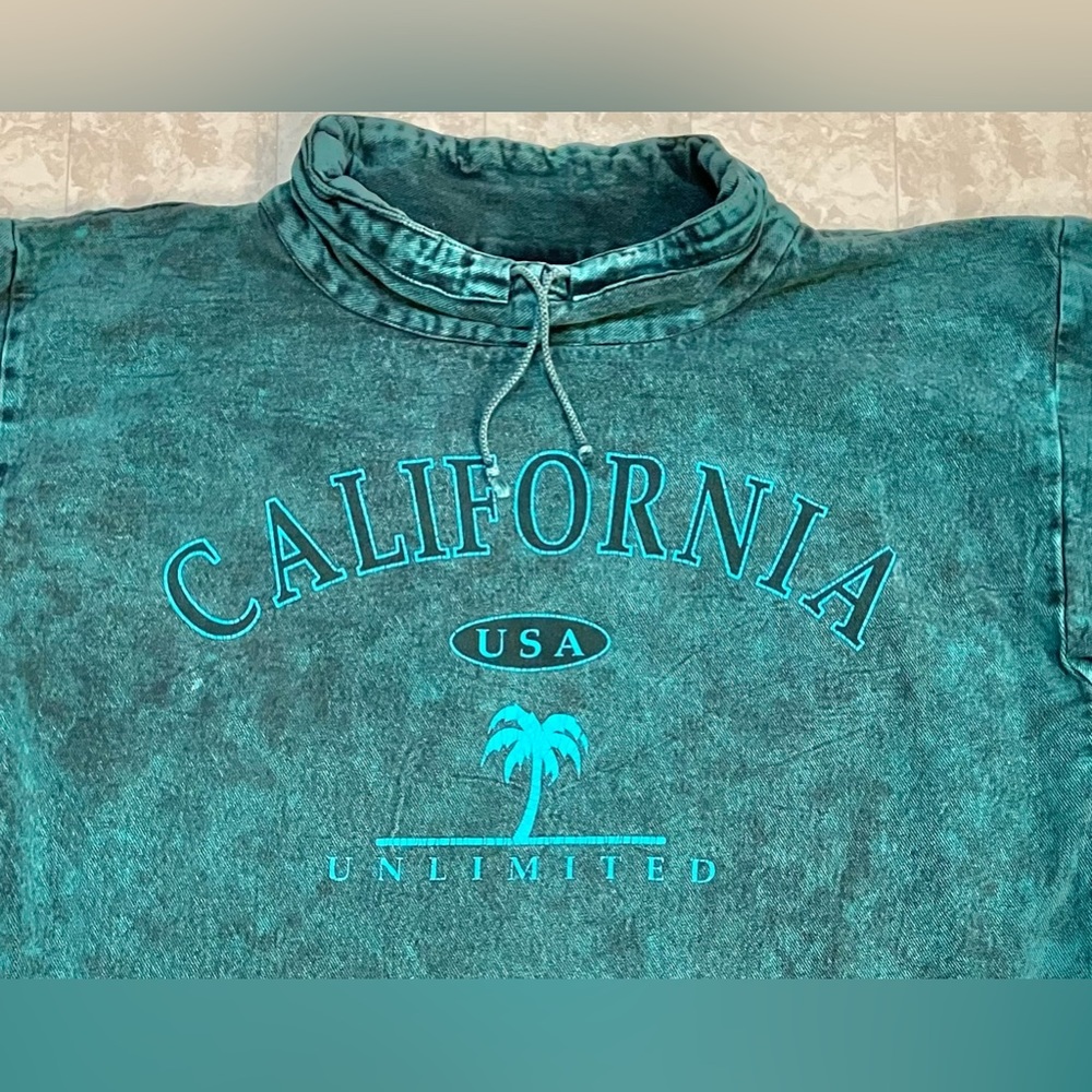 1980s Phoenix Sportswear Sweatshirt Unisex S/M Green Acid Wash California USA